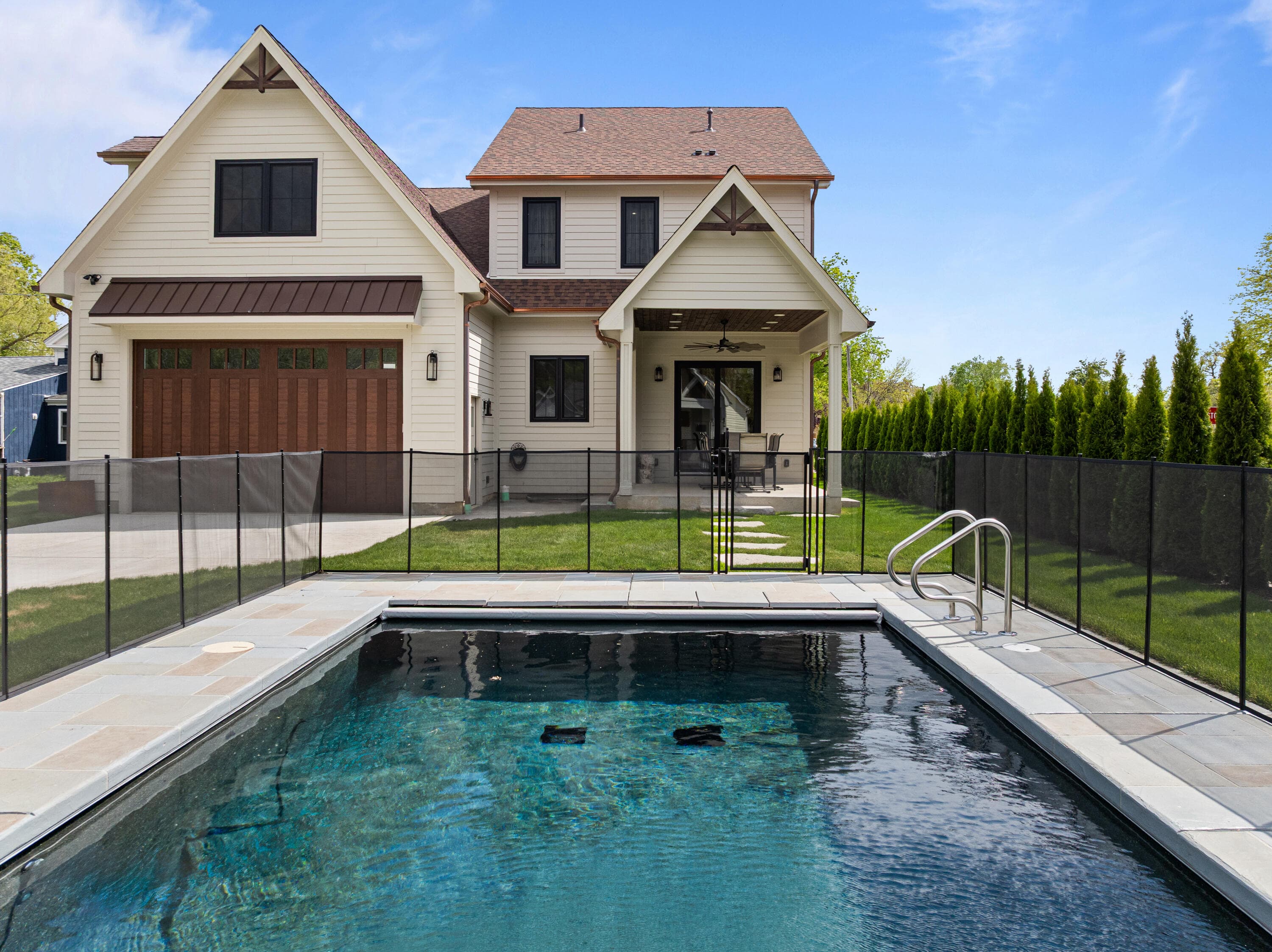 833 Wisconsin St, Lake Geneva, Wisconsin